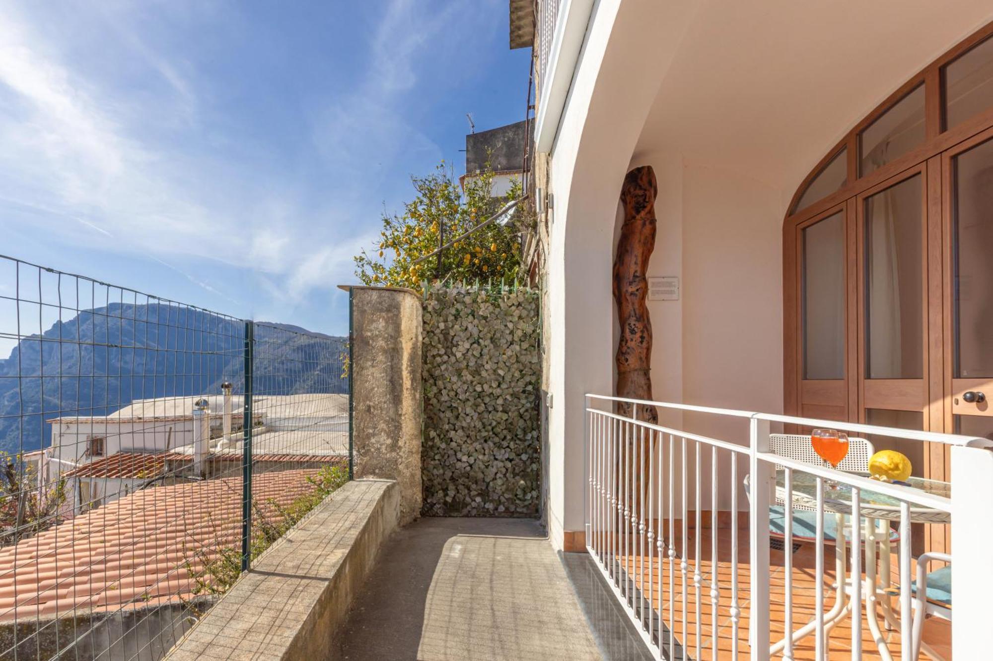 Estate4home - Casa Satriano Apartment *