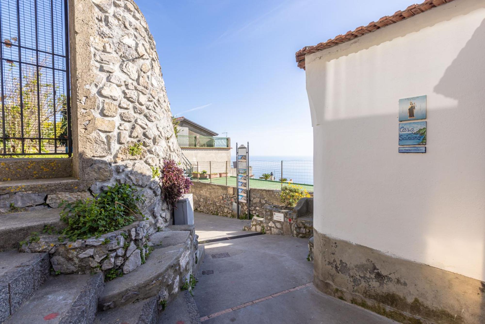Estate4home - Casa Satriano
